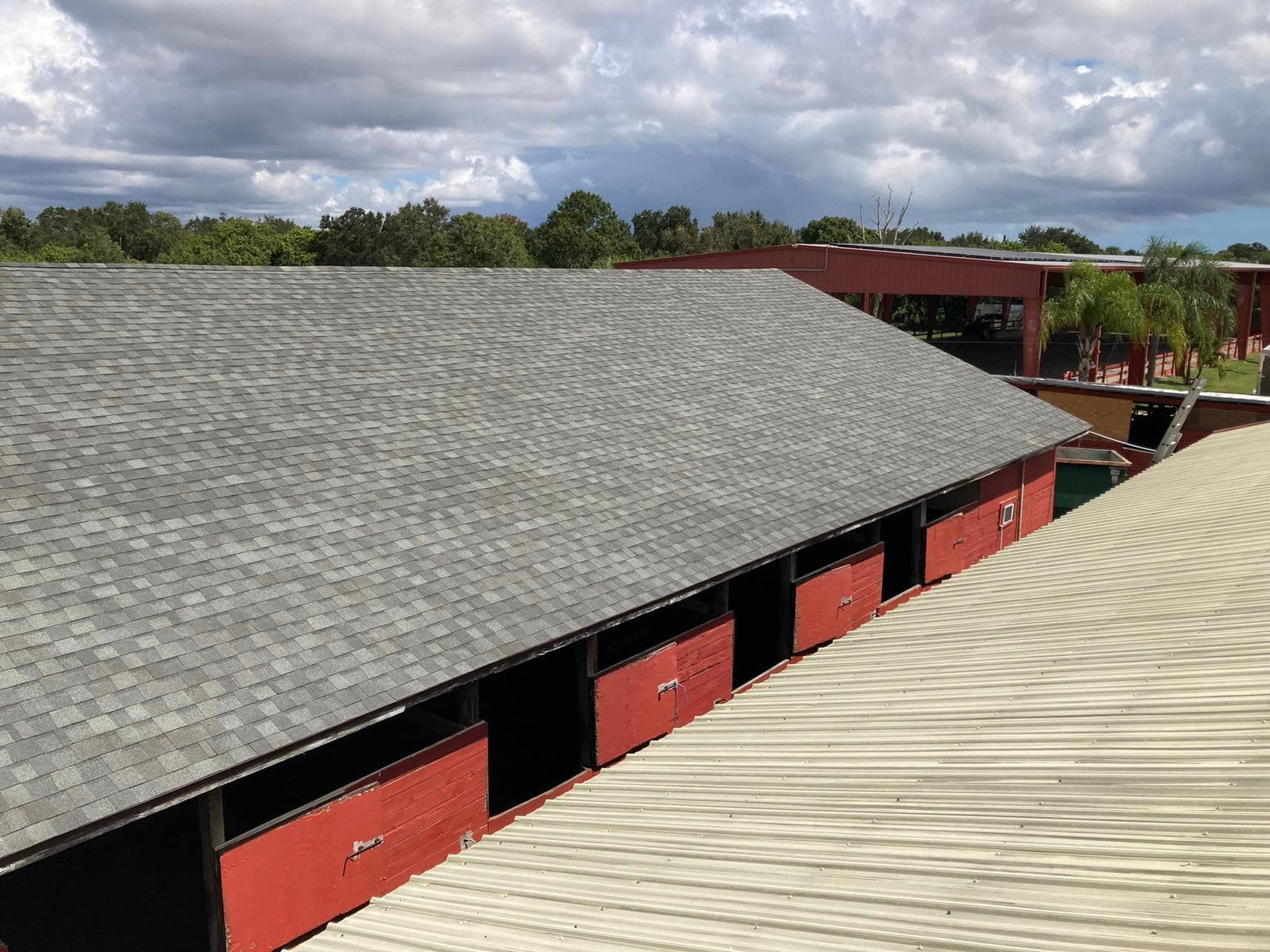 oct9two.593fb10c43760afeded9 About Cat 6 Roofing - Commercial Roof Project